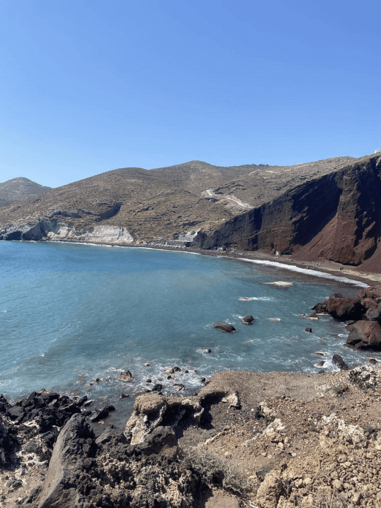 Red Sand Beach must see for 4 days in Santorini